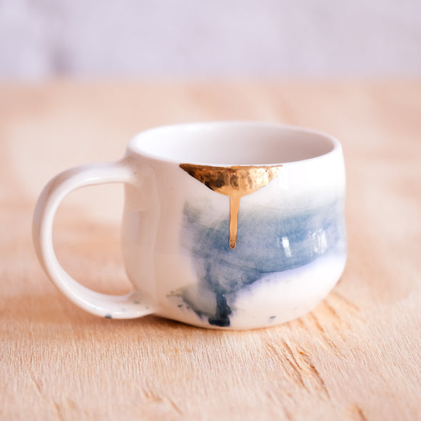 Kiss Cup / Gold Lip Porcelain Mug