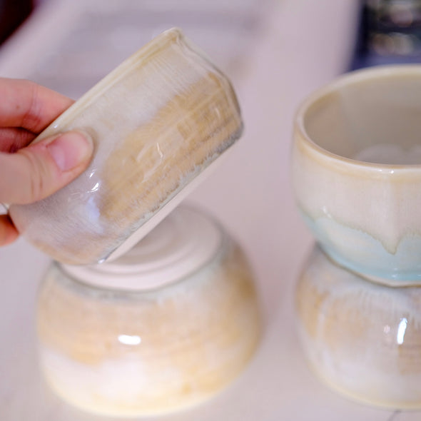 simple glazing technique on tea bowls