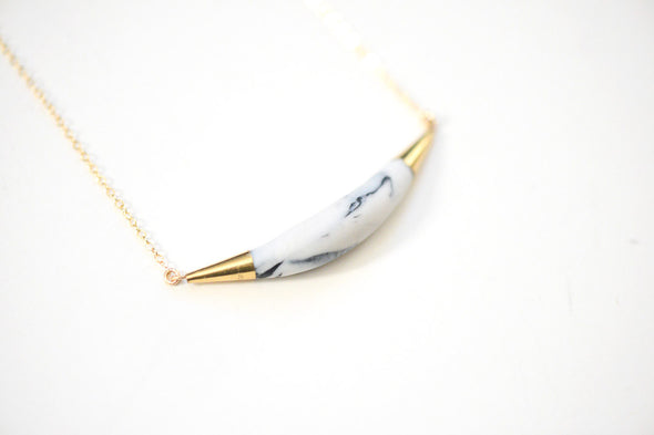 marble arc necklace