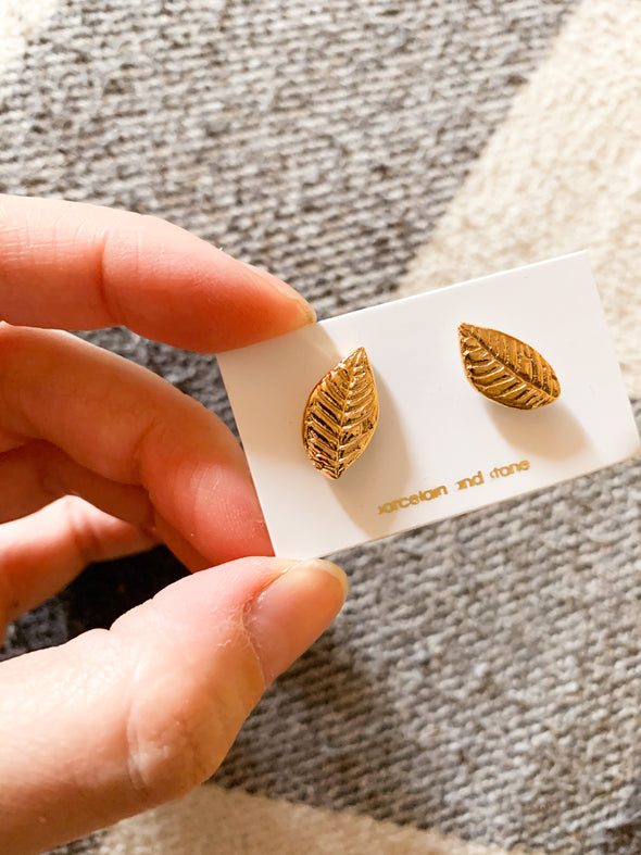 Leaf Earrings - Gold